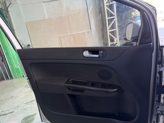 GOLF VI PLUS  第12張相片