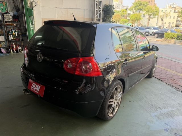 GOLF V  第6張相片