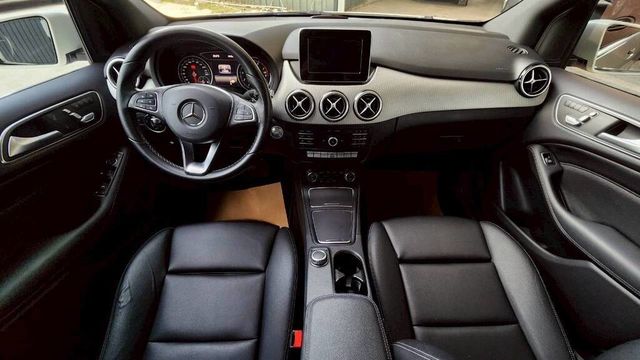 M-BENZ賓士 B200  第8張相片