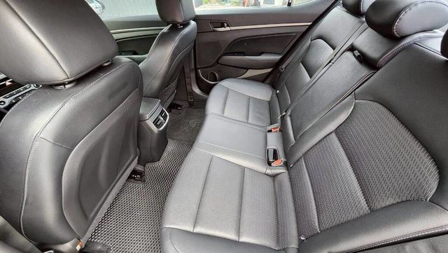 HYUNDAI現代 ELANTRA  第12張相片