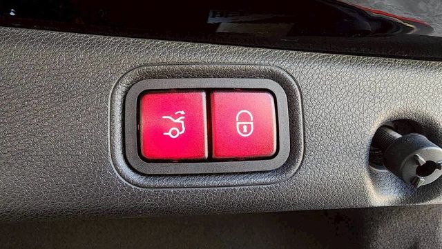 M-BENZ賓士 E300  第20張相片