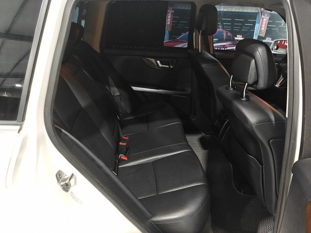 經典款復古方正車身/賓士豪華休旅  第10張相片