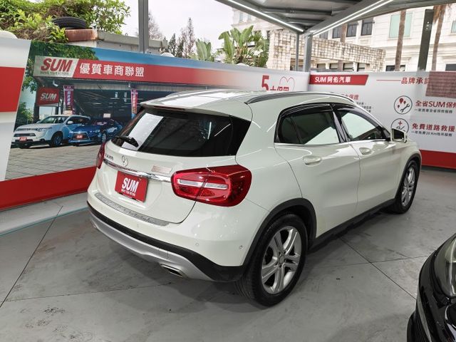 GLA200精品休旅/認證車/里程漂亮/大螢幕安卓機  第4張相片