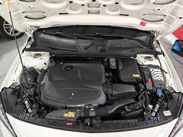 GLA200精品休旅/認證車/里程漂亮/大螢幕安卓機  第5張相片