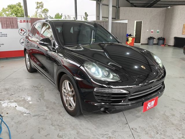 保時捷Cayenne柴油霸氣休旅｜環景配備齊全  第1張相片