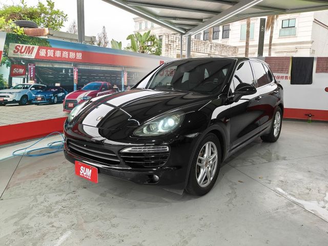 保時捷Cayenne柴油霸氣休旅｜環景配備齊全  第2張相片