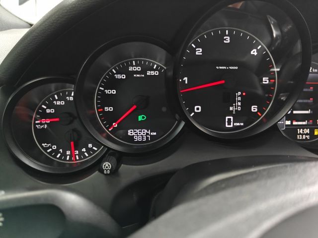 保時捷Cayenne柴油霸氣休旅｜環景配備齊全  第16張相片