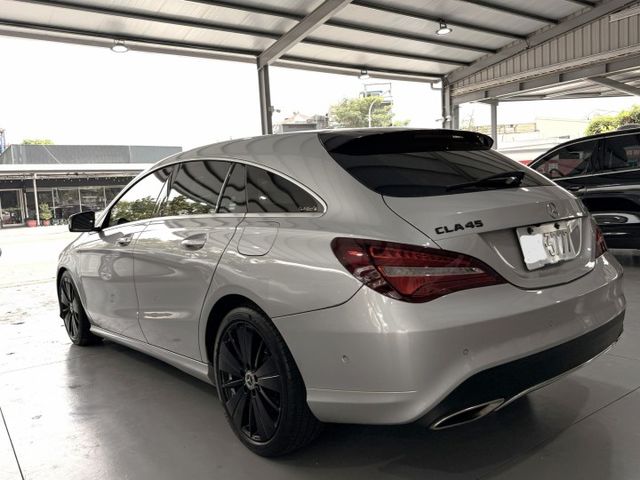 科技運動風迷人轎跑 / LED頭燈 / 18 吋輕合金輪圈  第4張相片