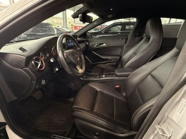 科技運動風迷人轎跑 / LED頭燈 / 18 吋輕合金輪圈  第9張相片