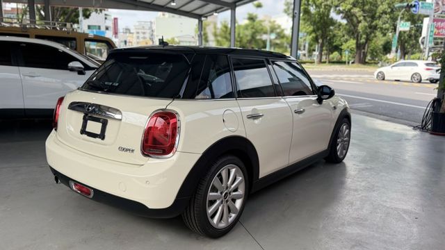 HATCH 5D  第6張相片