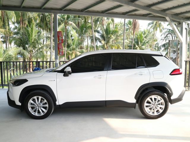 里程履約保證僅跑2萬 豪華版原廠保固 iKey 遠光自動控制 後出風口 前後行車紀錄器 CARPLAY ACC 車道偏離  第3張相片