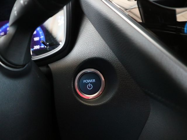 里程履約保證僅跑2萬 豪華版原廠保固 iKey 遠光自動控制 後出風口 前後行車紀錄器 CARPLAY ACC 車道偏離  第13張相片