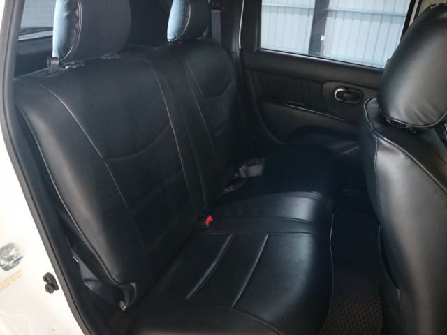 ※限量送影音系統※里程履約保證 霧燈 皮椅 冷暖空調 音響主機 電動窗 經典代步小車 環島級油耗 巨蛋級空間 絕佳車況  第15張相片