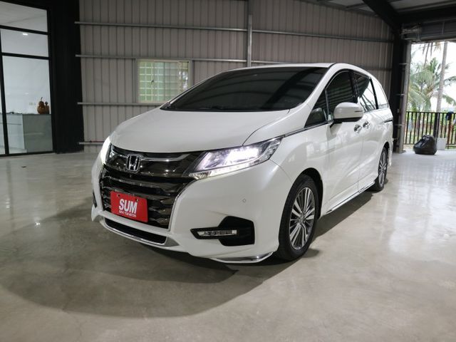 里程履約保證 APEX頂級版 加配電動尾門 電動天窗/座椅 ACC 車道偏離 盲點 環景 導航 CARPLAY LED燈  第2張相片