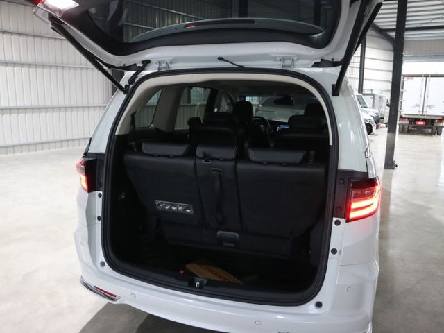 里程履約保證 APEX頂級版 加配電動尾門 電動天窗/座椅 ACC 車道偏離 盲點 環景 導航 CARPLAY LED燈  第5張相片