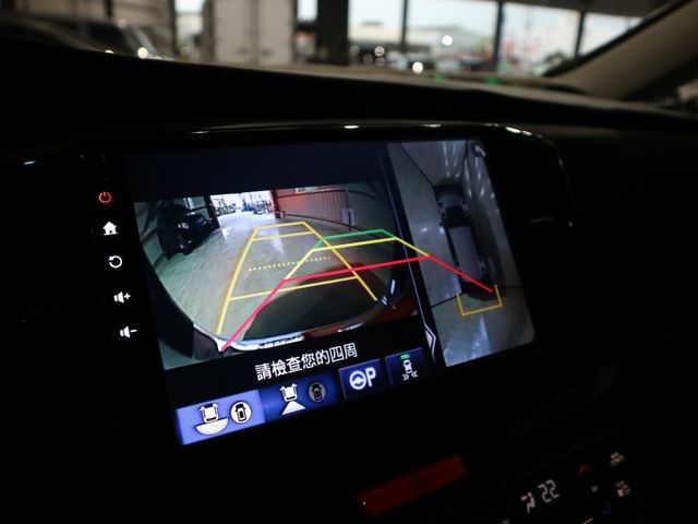 里程履約保證 APEX頂級版 加配電動尾門 電動天窗/座椅 ACC 車道偏離 盲點 環景 導航 CARPLAY LED燈  第12張相片