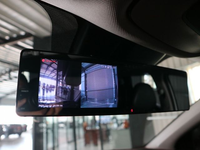 里程履約保證僅跑3萬 頂級B款 全景天窗 電動座椅/尾門 盲點 LED頭燈/日行燈/尾燈 倒車顯影 CARPLAY 胎壓  第14張相片