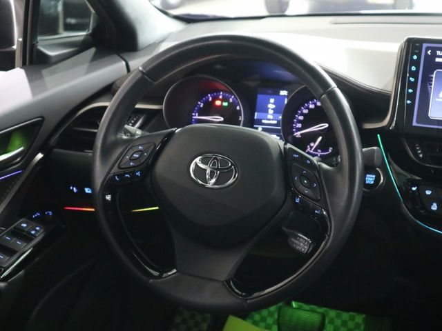 里程履約保證僅跑4萬 小改款豪華版 空力套件 LED日行燈/頭燈/尾燈 盲點 電動尾門/座椅 倒車顯影 CARPLAY  第10張相片