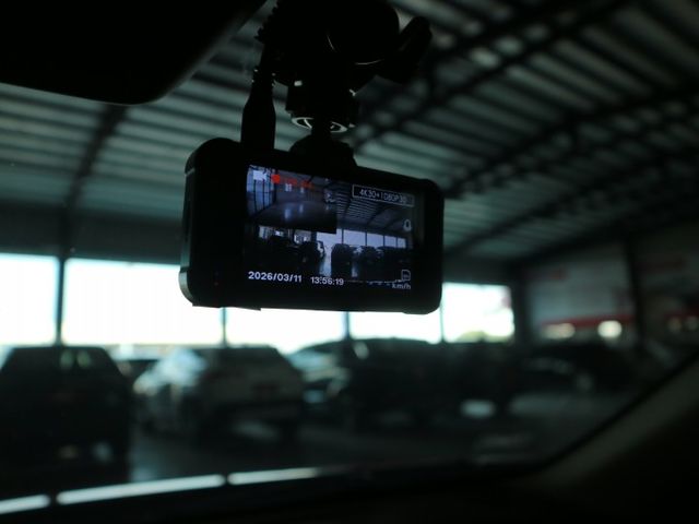 里程履約保證僅跑7萬 旗艦版ACC LED日行燈/頭燈/尾燈 CARPLAY 胎壓 前後行車紀錄器 導航 倒車顯影 盲點  第14張相片