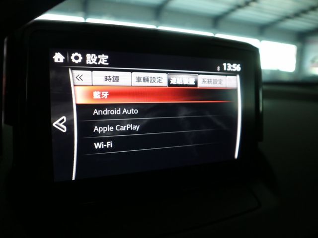 里程履約保證僅跑7萬 旗艦版ACC LED日行燈/頭燈/尾燈 CARPLAY 胎壓 前後行車紀錄器 導航 倒車顯影 盲點  第16張相片