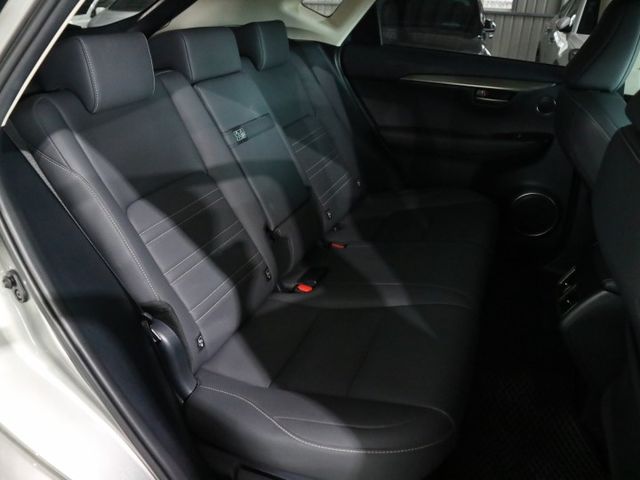 里程履約保證僅跑5萬 菁英PLUS版 電動尾門 雙電動座椅 LED日行燈/頭燈/尾燈 CARPLAY 車道偏離 盲點  第18張相片