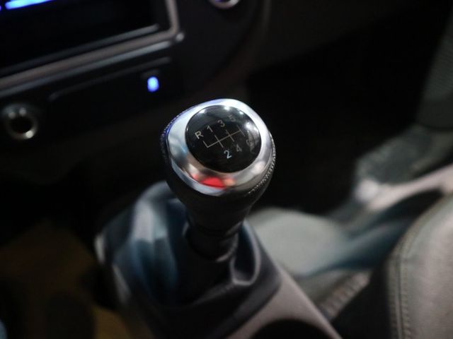 里程履約保證僅跑1萬 原廠保養 HAC上坡輔助 行車紀錄器 循跡防滑 霧燈 皮椅 冷暖空調 音響主機 自動感應頭燈  第17張相片