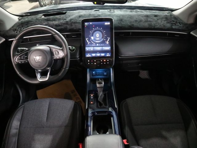 里程履約保證僅跑2萬 樂活版 福祉車 四向行車紀錄器 胎壓顯示 CARPLAY LED日行燈/頭燈/尾燈 ACC 盲點  第11張相片