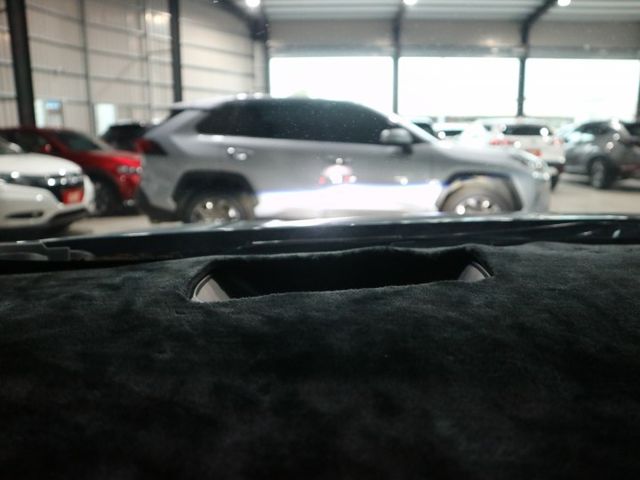 里程履約保證僅跑2萬 樂活版 福祉車 四向行車紀錄器 胎壓顯示 CARPLAY LED日行燈/頭燈/尾燈 ACC 盲點  第13張相片