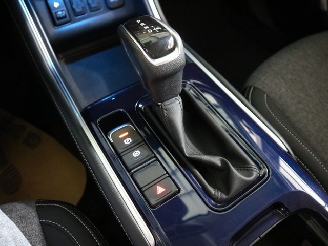 里程履約保證僅跑2萬 樂活版 福祉車 四向行車紀錄器 胎壓顯示 CARPLAY LED日行燈/頭燈/尾燈 ACC 盲點  第16張相片