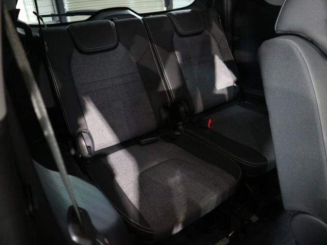 里程履約保證僅跑2萬 樂活版 福祉車 四向行車紀錄器 胎壓顯示 CARPLAY LED日行燈/頭燈/尾燈 ACC 盲點  第17張相片