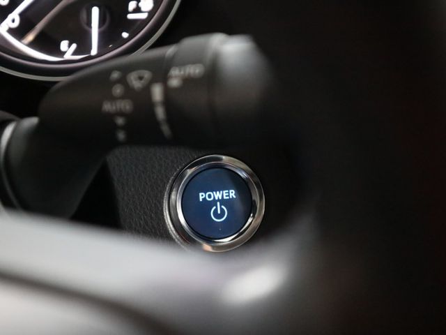 里程履約保證僅跑5萬 油電旗艦版 環景 導航 CARPLAY JBL音響 全景天窗 電動/記憶/通風座椅 盲點 ACC  第13張相片