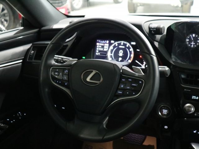 里程履約保證僅跑2萬 豪華版原廠保固 LED日行燈/頭燈/尾燈 CARPLAY ACC 盲點 車道偏離 雙電動/通風椅  第9張相片