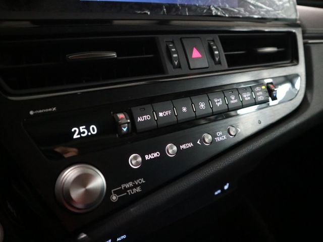 里程履約保證僅跑2萬 豪華版原廠保固 LED日行燈/頭燈/尾燈 CARPLAY ACC 盲點 車道偏離 雙電動/通風椅  第16張相片