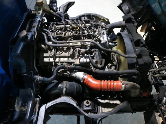 里程履約保證 超長軸14呎 行車紀錄器 冷暖空調 升降尾門 電動窗 皮椅 音響主機 超大載貨量 賺錢最佳幫手 天篷無菸疤  第20張相片