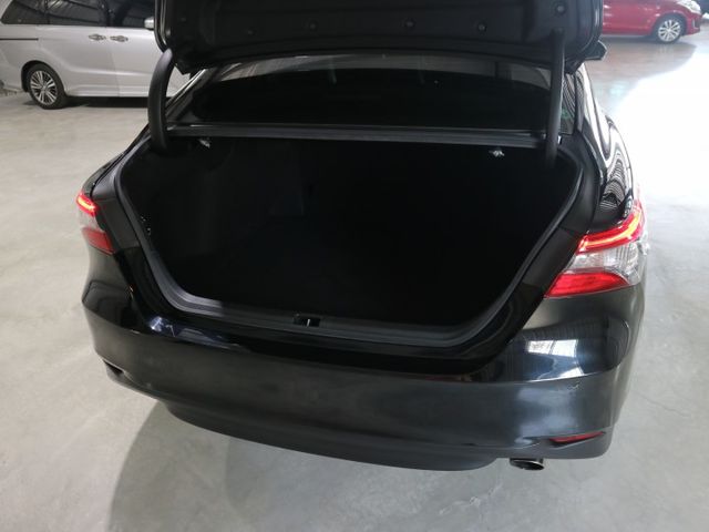 里程履約保證僅跑6萬 尊爵版原廠保養 CARPLAY 倒車顯影 雙電動座椅 LED日行燈/頭燈/尾燈 ACC 盲點 恆溫  第5張相片