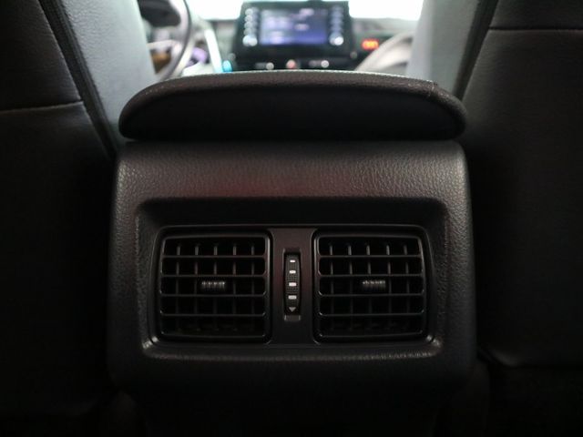 里程履約保證僅跑6萬 尊爵版原廠保養 CARPLAY 倒車顯影 雙電動座椅 LED日行燈/頭燈/尾燈 ACC 盲點 恆溫  第12張相片