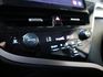 里程履約保證僅跑3萬 尊爵版 CARPLAY 抬頭顯示器 LED日行燈/頭燈/尾燈 電動座椅 盲點 ACC 倒車顯影  第16張縮圖