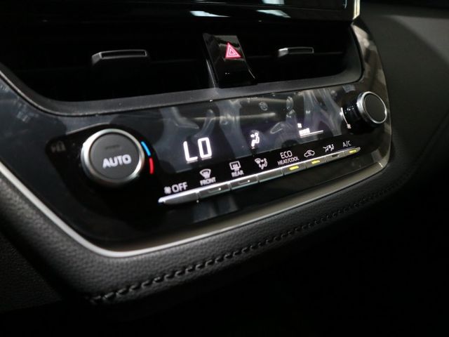 里程履約保證僅跑9千 豪華版原廠保固 i-Key 盲點偵測 ACC 車道偏離 CARPLAY LED日行燈 胎壓偵測  第16張相片