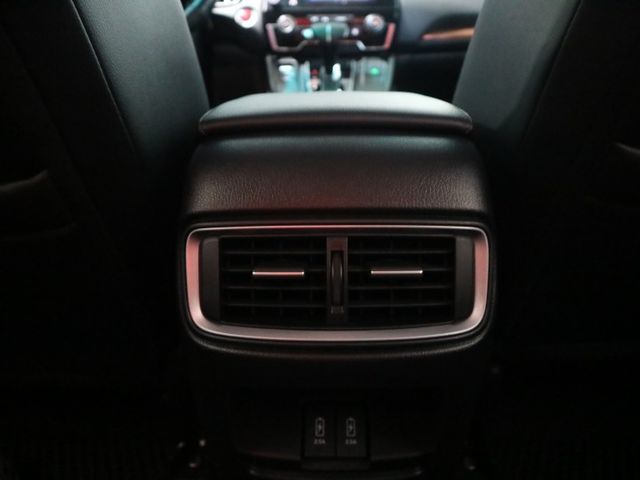 里程履約保證僅跑8萬 加配盲點偵測/環景 衛星導航 胎壓顯示 CARPLAY 電動尾門 車道偏離 ACC 換檔撥片 恆溫  第11張相片