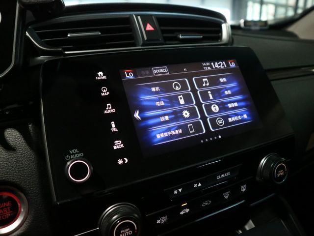 里程履約保證僅跑8萬 加配盲點偵測/環景 衛星導航 胎壓顯示 CARPLAY 電動尾門 車道偏離 ACC 換檔撥片 恆溫  第13張相片