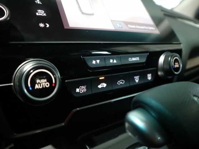 里程履約保證僅跑8萬 加配盲點偵測/環景 衛星導航 胎壓顯示 CARPLAY 電動尾門 車道偏離 ACC 換檔撥片 恆溫  第16張相片