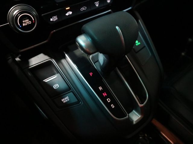 里程履約保證僅跑8萬 加配盲點偵測/環景 衛星導航 胎壓顯示 CARPLAY 電動尾門 車道偏離 ACC 換檔撥片 恆溫  第17張相片