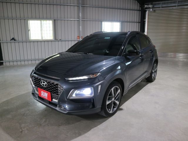 里程履約保證僅跑4萬 4WD 盲點 車道偏離 倒車顯影 CARPLAY 原廠保養 行車紀錄器 LED頭燈/日行燈/尾燈  第2張相片
