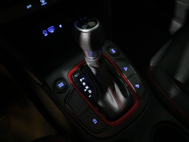 里程履約保證僅跑4萬 4WD 盲點 車道偏離 倒車顯影 CARPLAY 原廠保養 行車紀錄器 LED頭燈/日行燈/尾燈  第17張相片