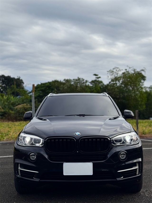 BMW寶馬 X5 XDRIVE30D  第2張相片
