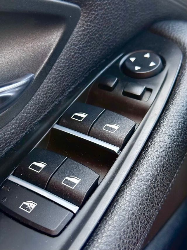 BMW寶馬 520D  第10張相片