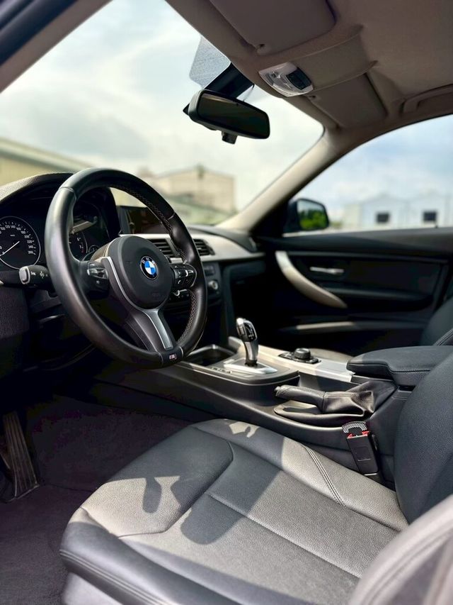 BMW寶馬 316I  第6張相片