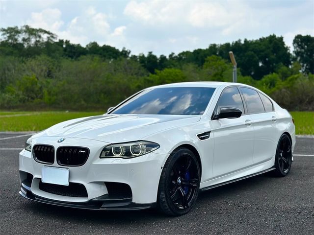 BMW寶馬 M5 SEDAN  第1張相片