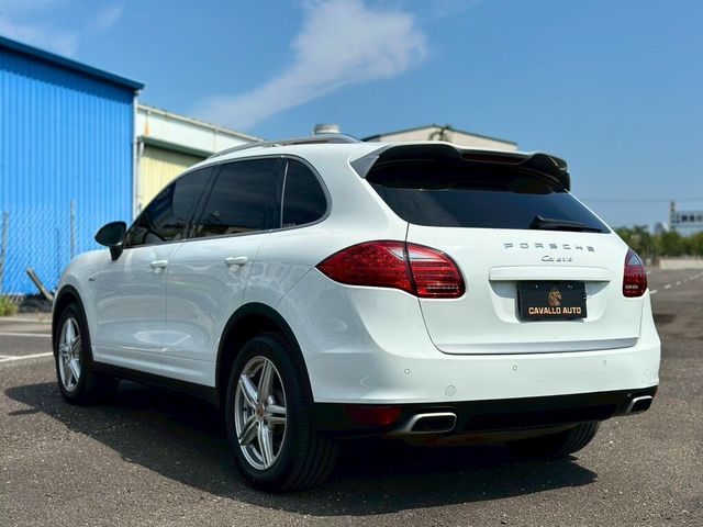 PORSCHE保時捷 CAYENNE  第3張相片