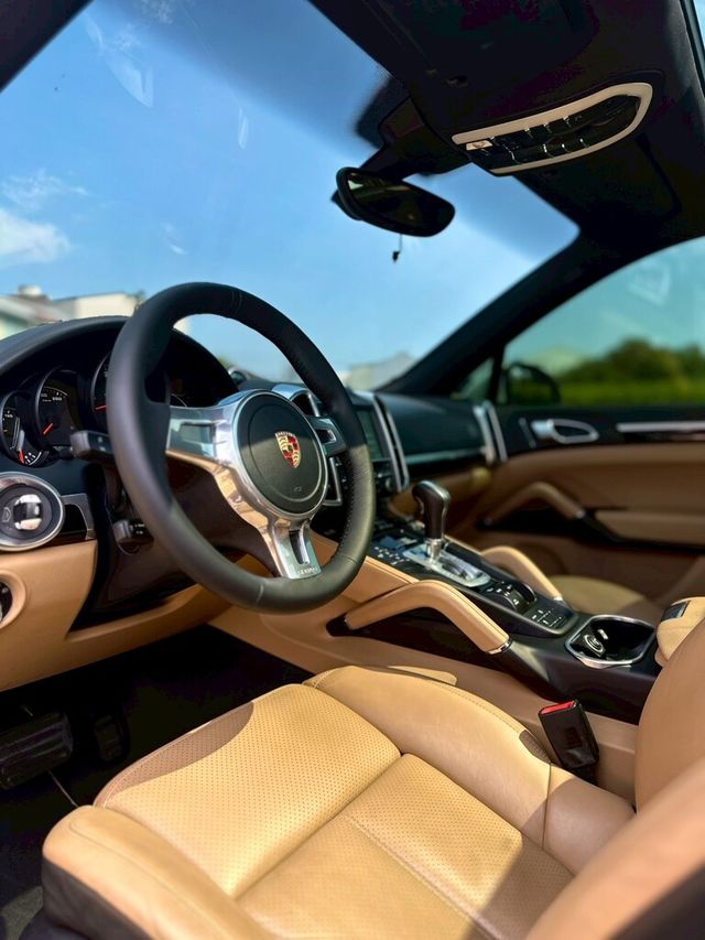 PORSCHE保時捷 CAYENNE  第5張相片